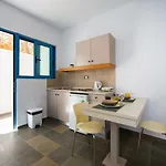 Pontoria Stegna *