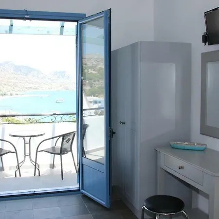 Daire Pontoria Stegna Studios