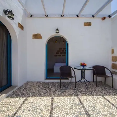 Pontoria Stegna * Archangelos (Rhodes)